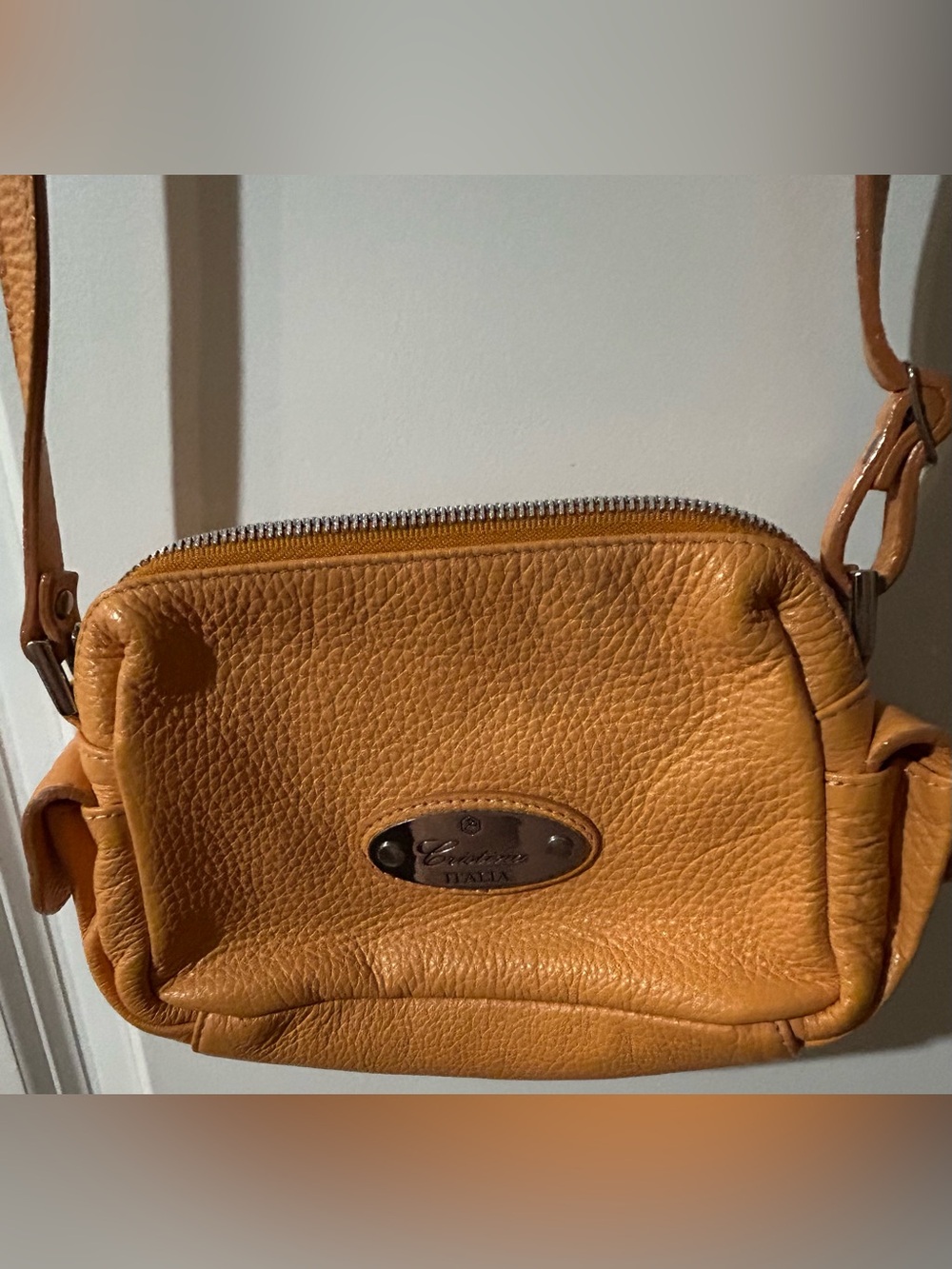 Cristina Italia Tan Leather Cosmetic Pouch with Top Zip